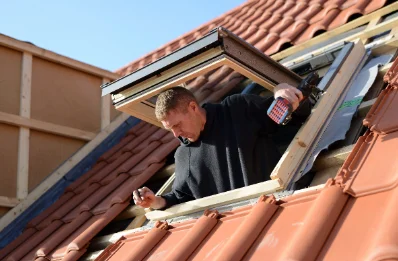 Pose de fenêtres de toit Velux à Tortebesse
